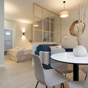https://the-travellers-house-suit-42.hotelsincadiz.net